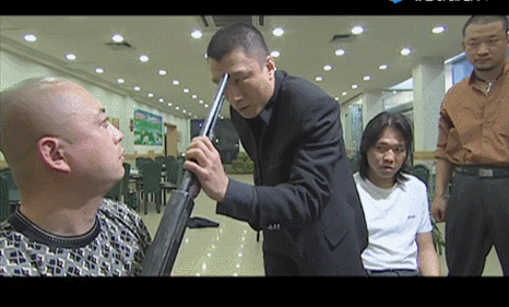 “这瓜保熟吗”爆红网络，电视剧《征服》黑老大原型竟是他