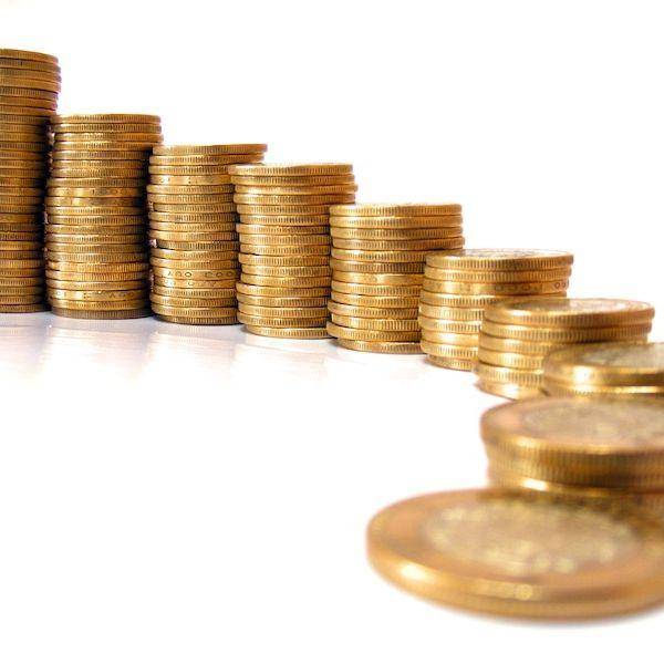 从比特币买到山寨币！“微策略效应”席卷美股，复制财富密码背后风险已现