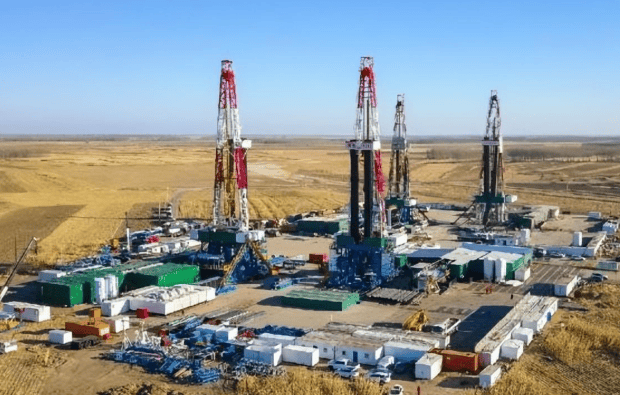 中美刚通话结束，美方收到一个坏消息，原油被拒之门外了？