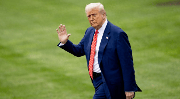 中美刚挂断电话，白宫就收到坏消息，1800万桶原油，被中国拒之门外