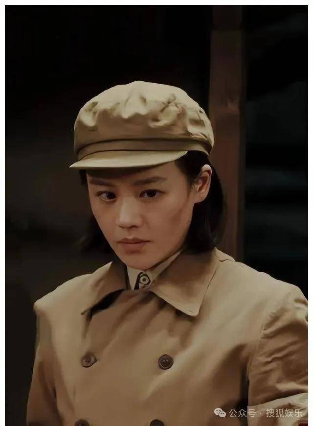 被全网劝分的这对终于分手了?她最近的状态确实肉眼可见的好!