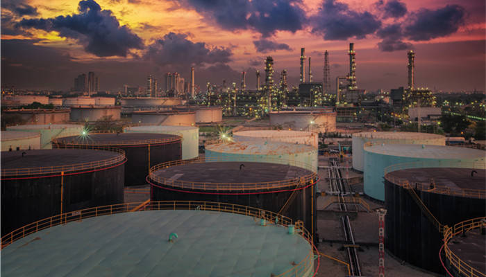 PDC钻头（聚晶金刚石复合片钻头）属于原油开采工具 高质量为行业发展主要方向