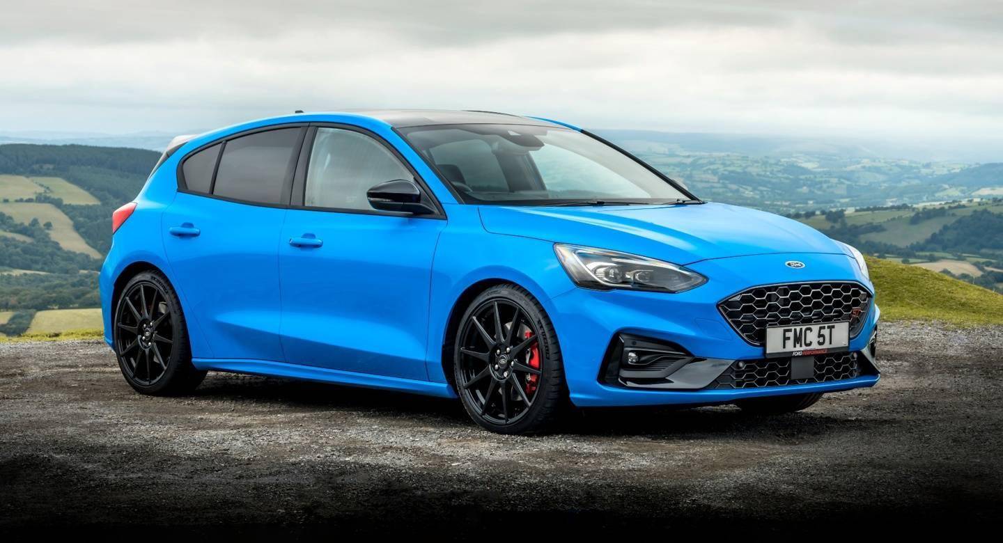 高性能掀背车时代逐渐落幕,福特最后一辆福克斯 ST 下线