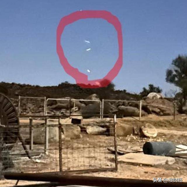 澳洲夜空惊现UFO，多地居民目击到神秘“红色光点”！