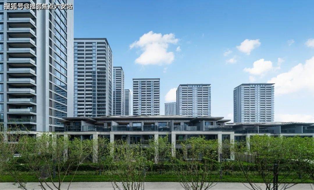 绍兴柯北金樾玖著现房热销 建面89-235㎡高层排屋 4万方园林+420米樱花大道 全龄架空层+OASIS生活天地 青年安家最高25万补贴